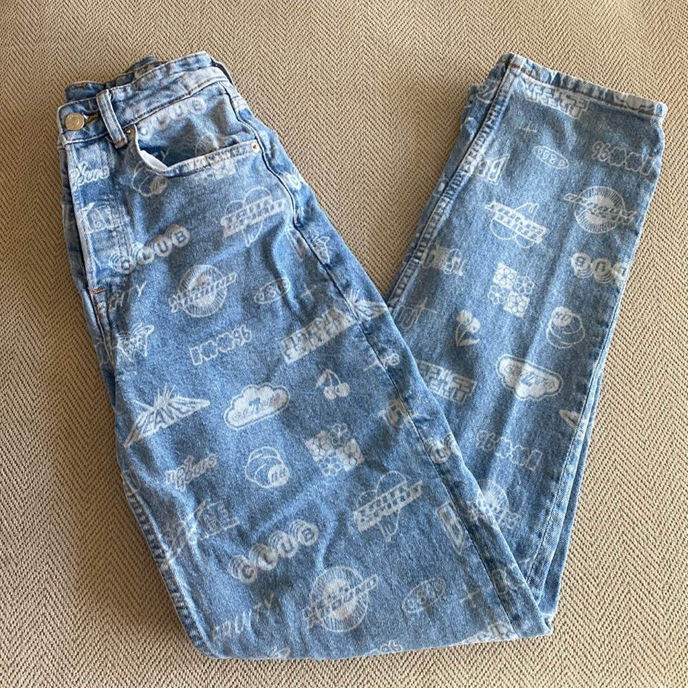 High-rise straight Jeans